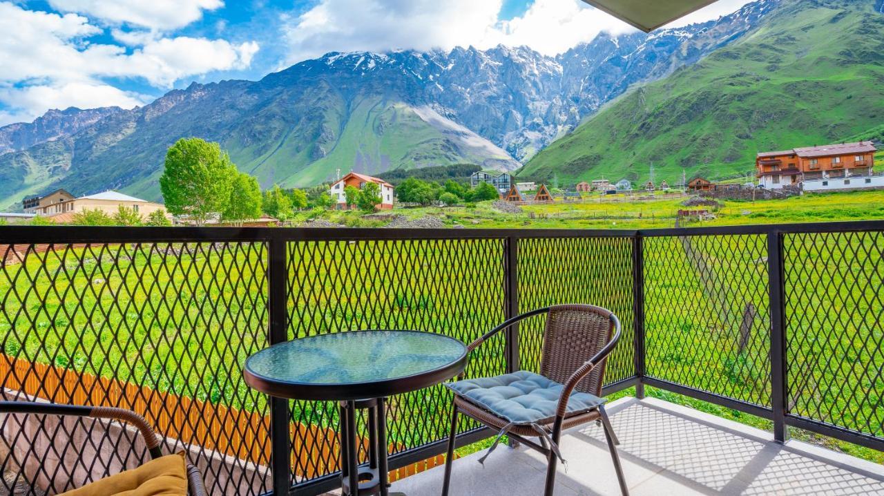 Devdaraki Apartments Казбеги Екстериор снимка