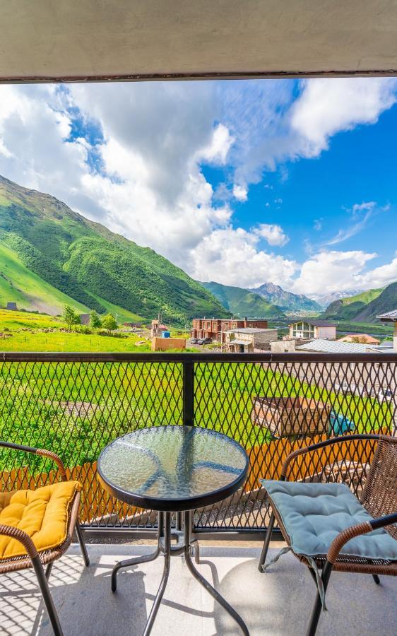 Devdaraki Apartments Казбеги Екстериор снимка