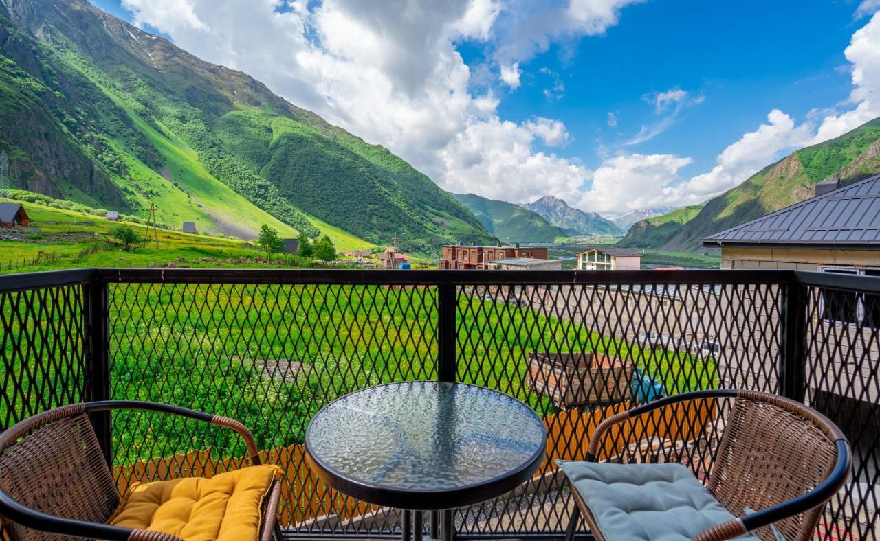 Devdaraki Apartments Казбеги Екстериор снимка