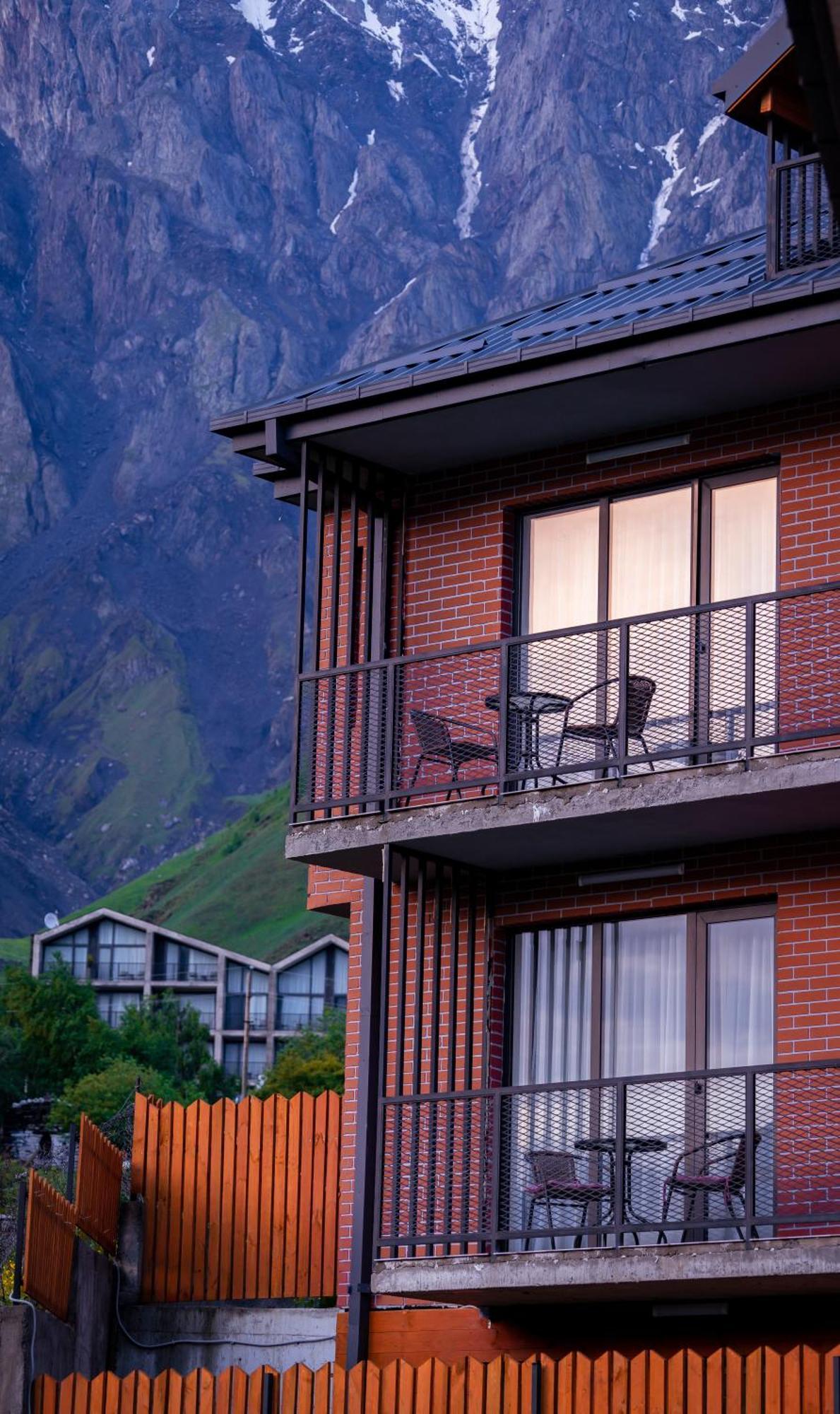 Devdaraki Apartments Казбеги Екстериор снимка