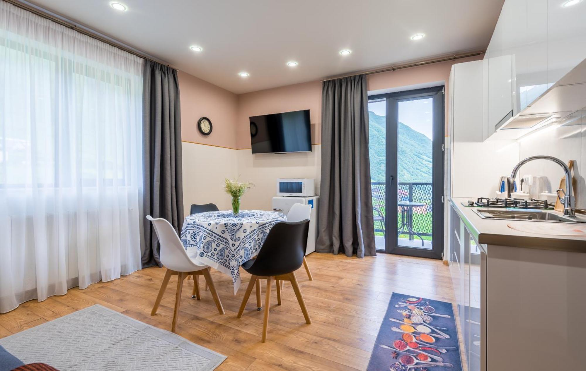 Devdaraki Apartments Казбеги Екстериор снимка